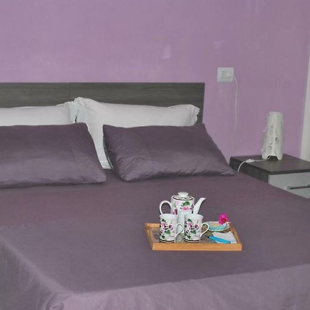 A.C. Le Pavoncelle Bed & Breakfast Assemini Bagian luar foto