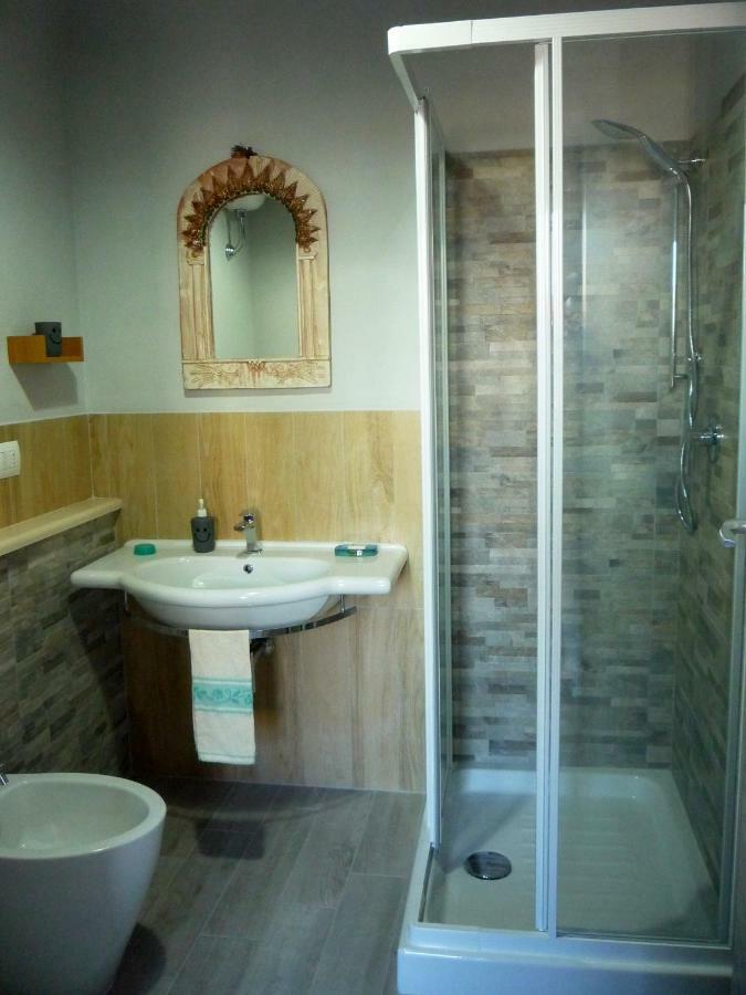 A.C. Le Pavoncelle Bed & Breakfast Assemini Bagian luar foto