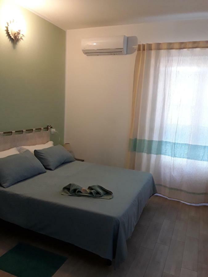 A.C. Le Pavoncelle Bed & Breakfast Assemini Bagian luar foto