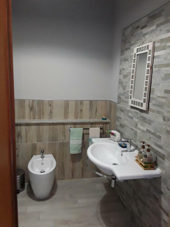 A.C. Le Pavoncelle Bed & Breakfast Assemini Bagian luar foto